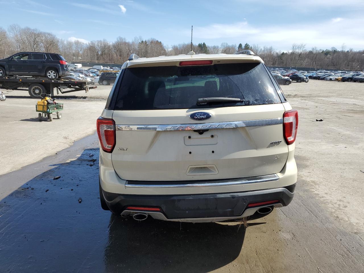 2018 FORD EXPLORER X - Image 6