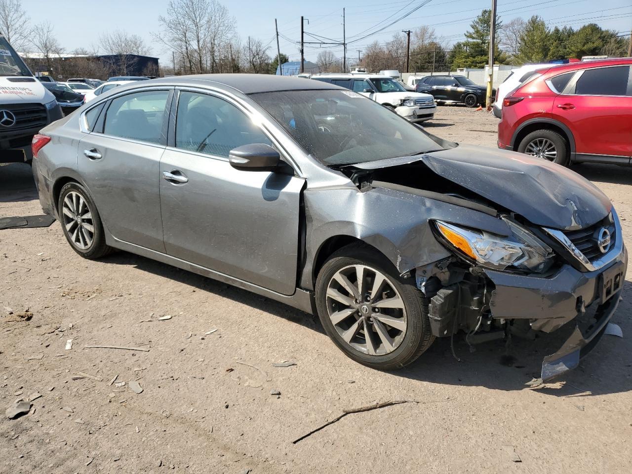 2017 NISSAN ALTIMA 2.5 - Image 4
