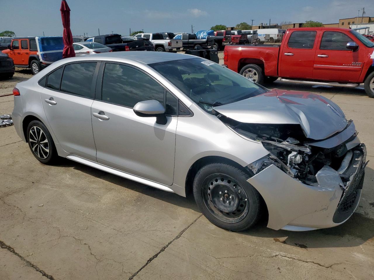 2020 TOYOTA COROLLA LE - Фото 4