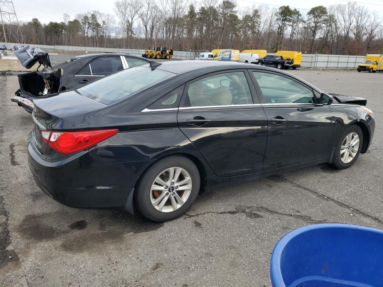 2013 HYUNDAI SONATA GLS - Фото 3