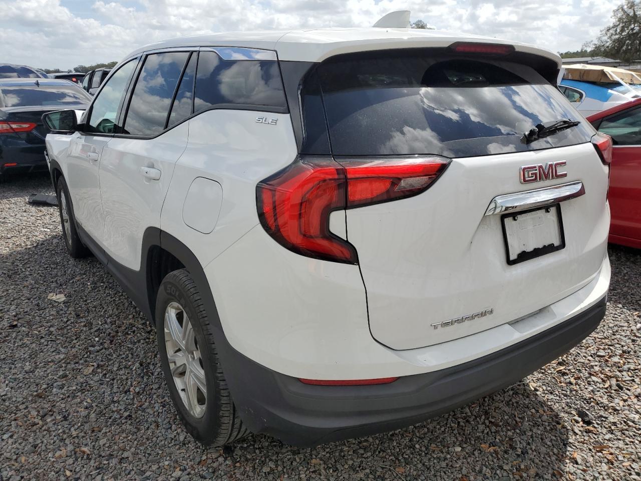 2018 GMC TERRAIN SL - Image 2