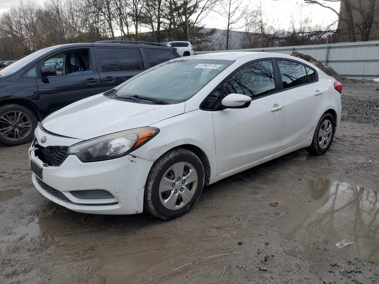 2015 KIA FORTE LX