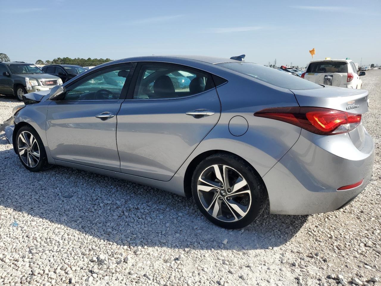2015 HYUNDAI ELANTRA SE - Фото 2