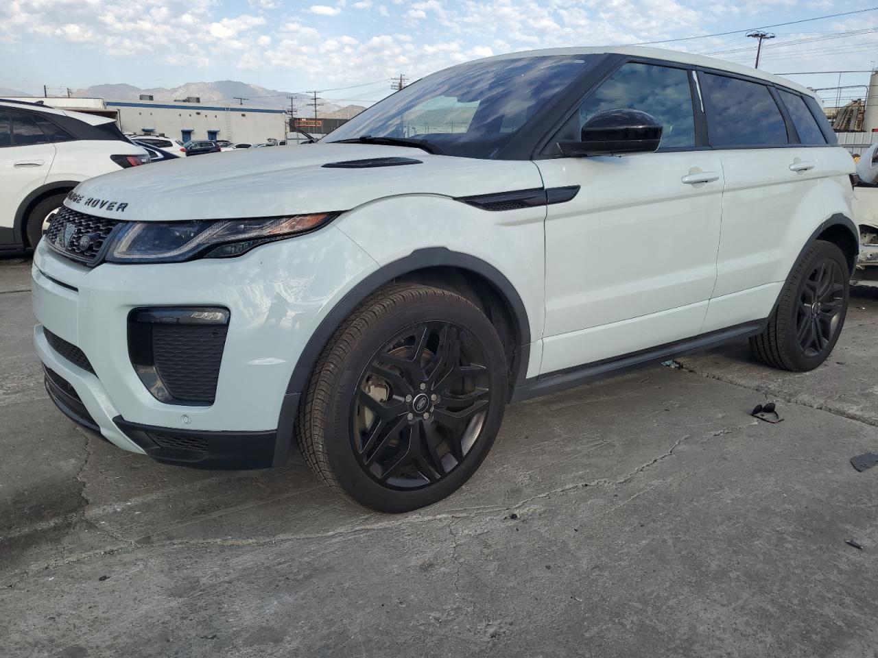 2017 LAND ROVER RANGE ROVE