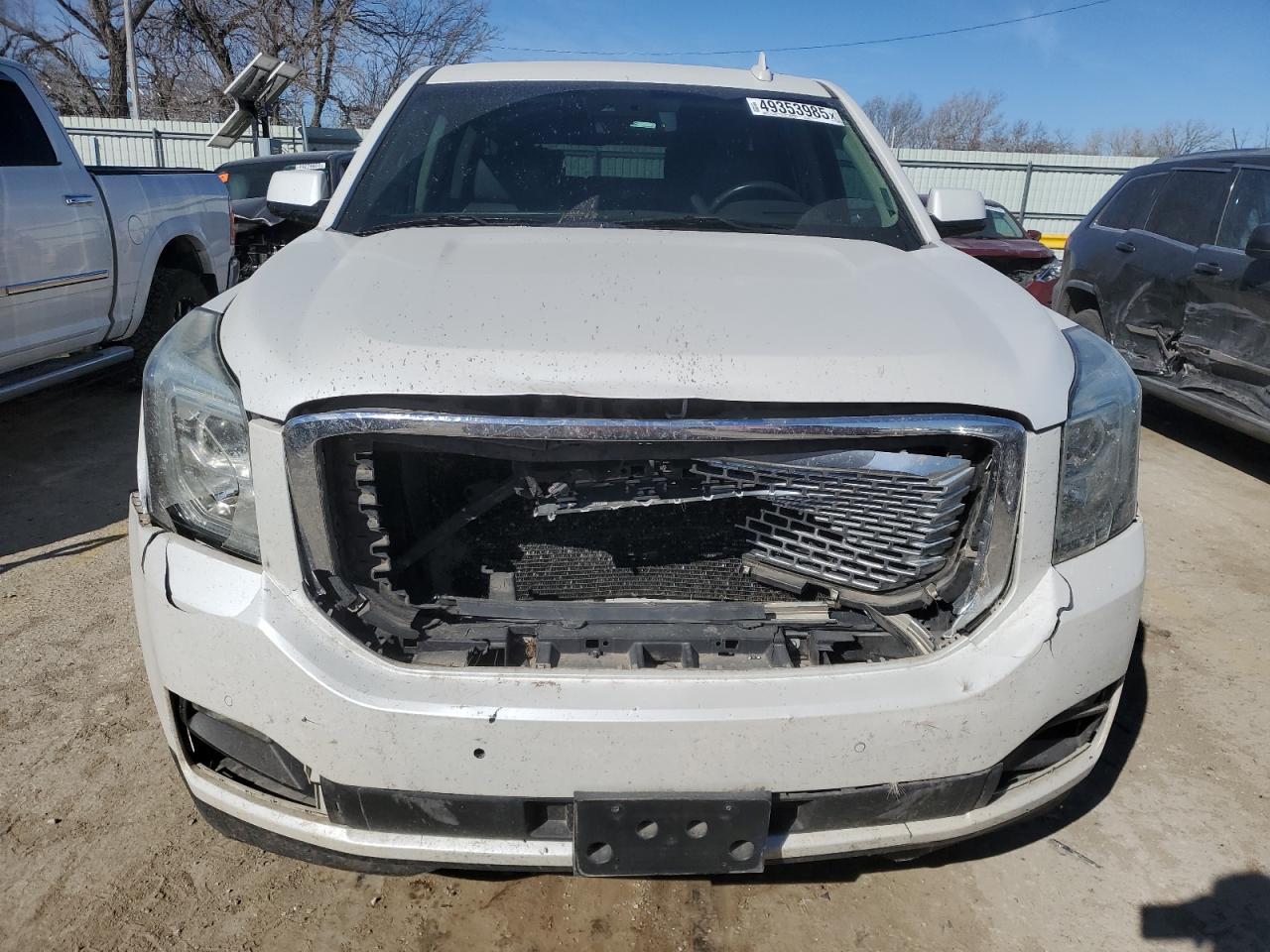 2016 GMC YUKON XL D - Фото 5