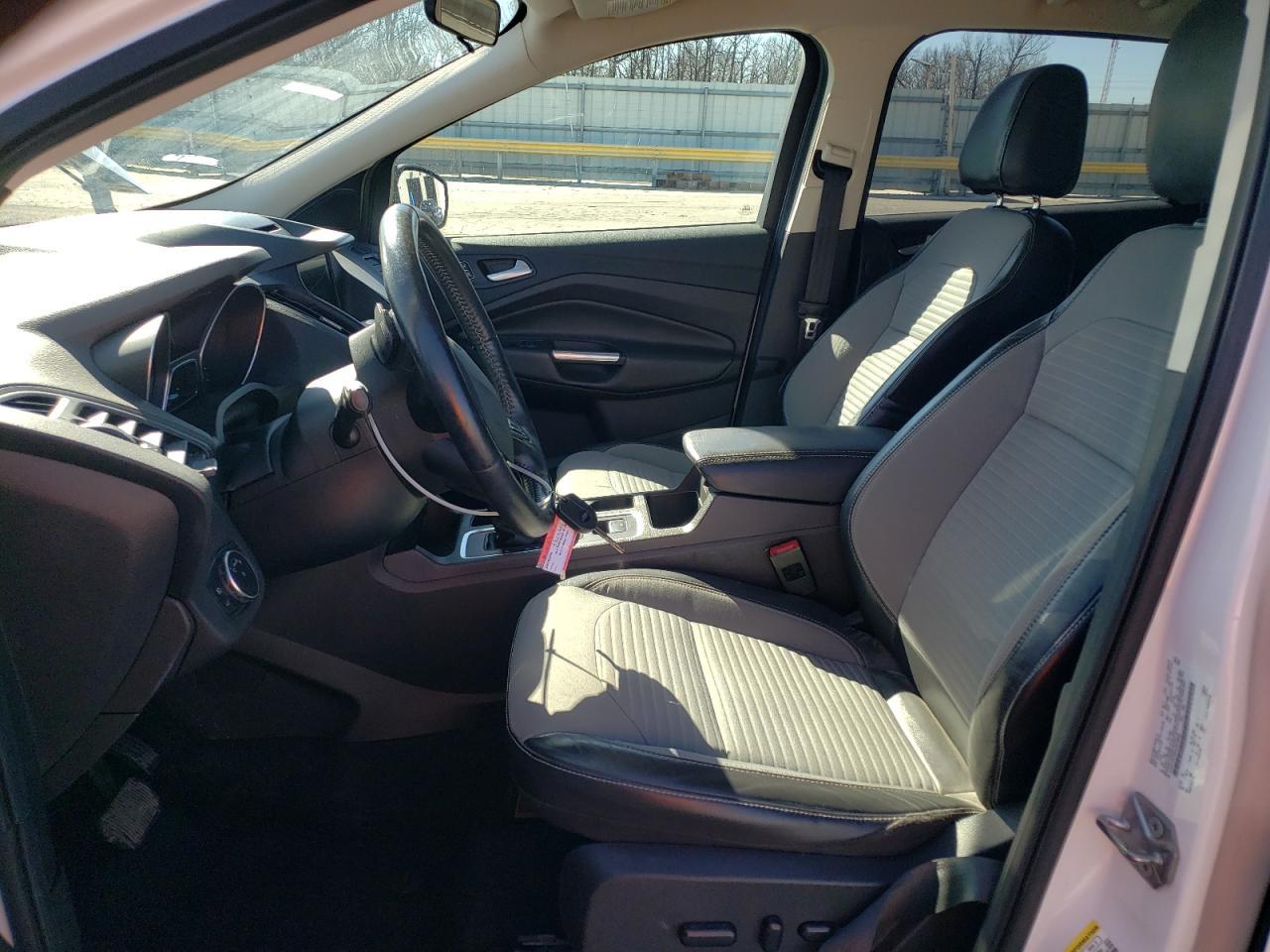 2017 FORD ESCAPE SE - Image 7