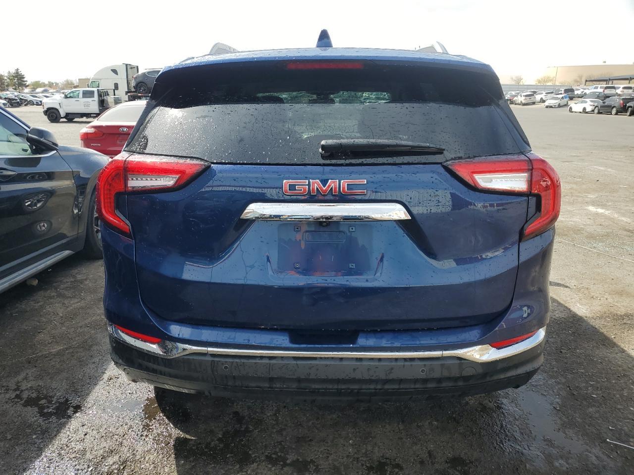 2023 GMC TERRAIN SL - Фото 6