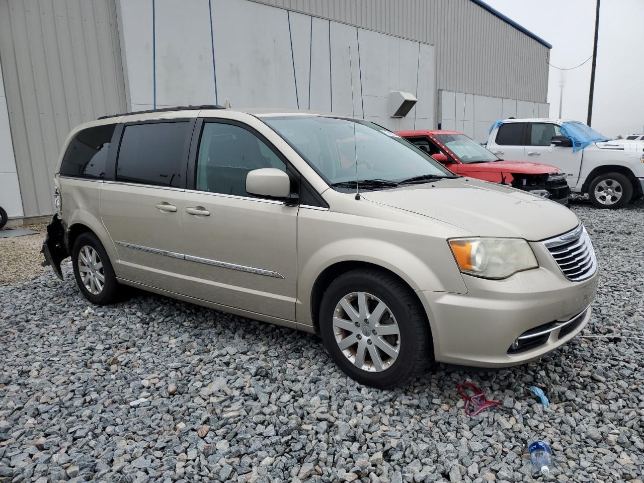 2014 CHRYSLER TOWN & COU - Фото 4