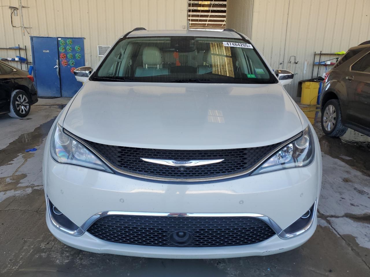 2017 CHRYSLER PACIFICA L - Image 5