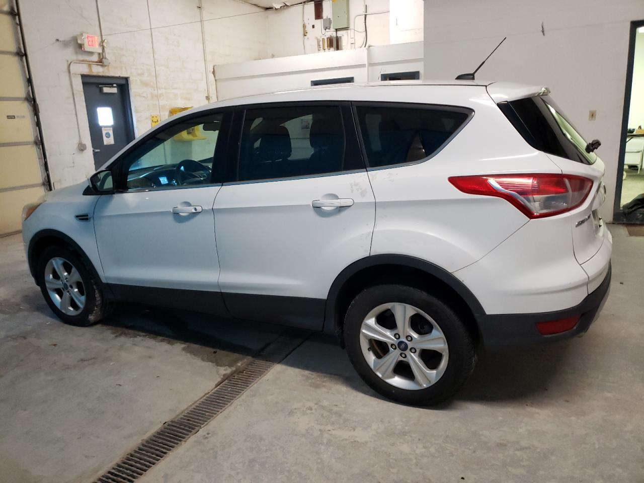 2014 FORD ESCAPE SE - Фото 2