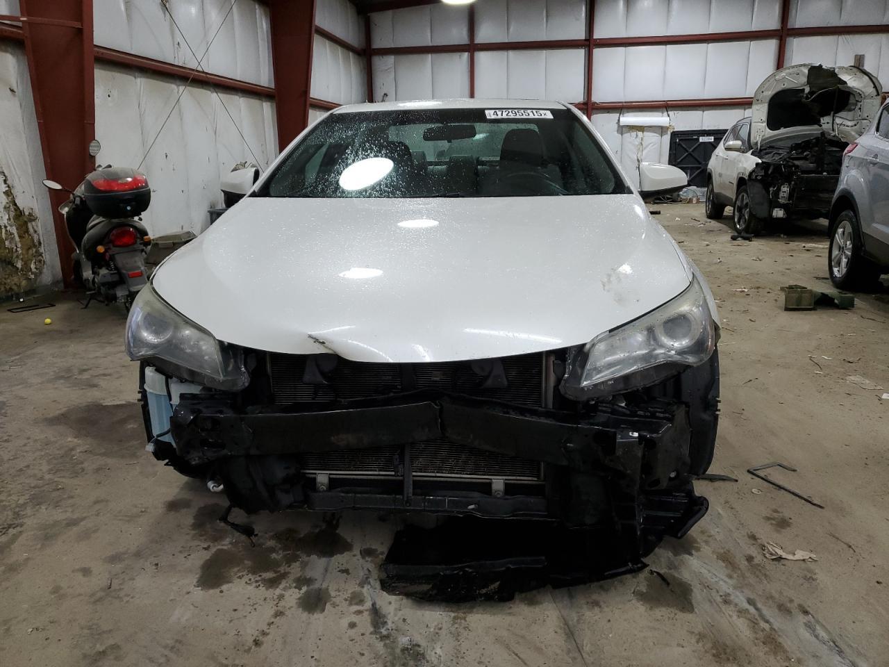 2017 TOYOTA CAMRY LE - Image 5