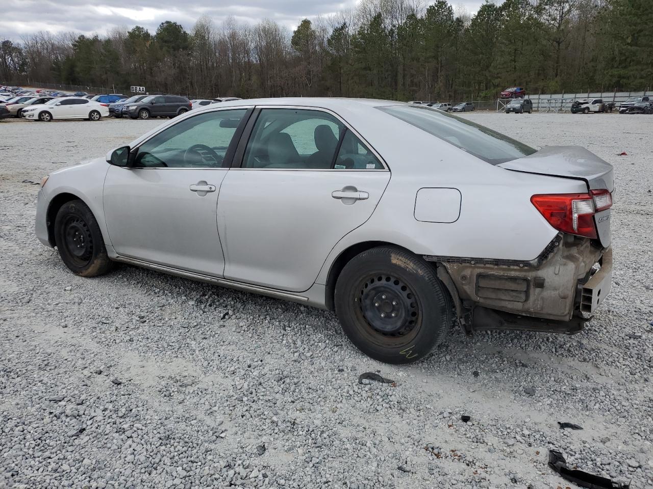 2013 TOYOTA CAMRY L - Фото 2