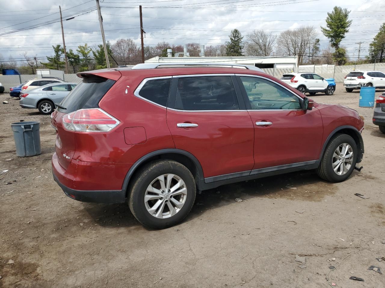 2015 NISSAN ROGUE S - Фото 3