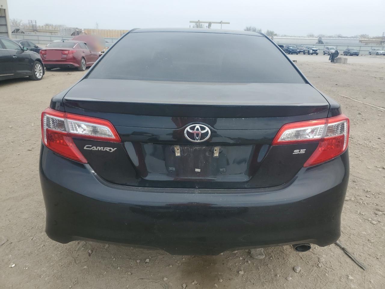 2014 TOYOTA CAMRY L - Image 6