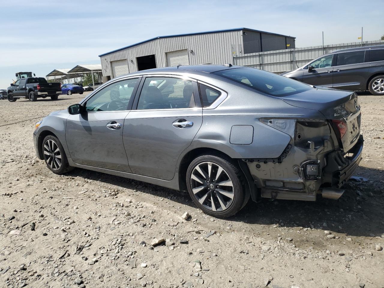 2018 NISSAN ALTIMA 2.5 - Фото 2