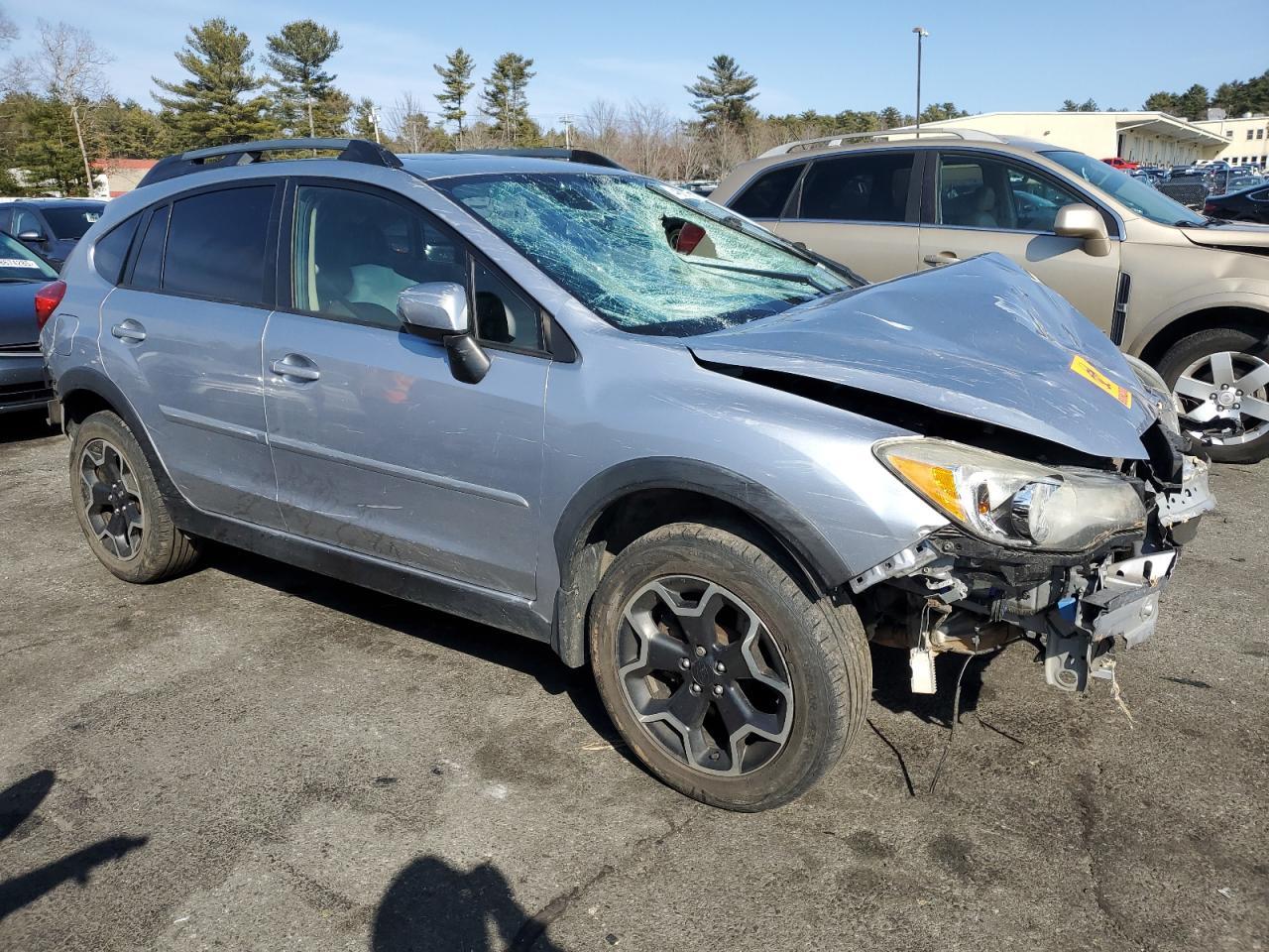 2015 SUBARU XV CROSSTR - Image 4