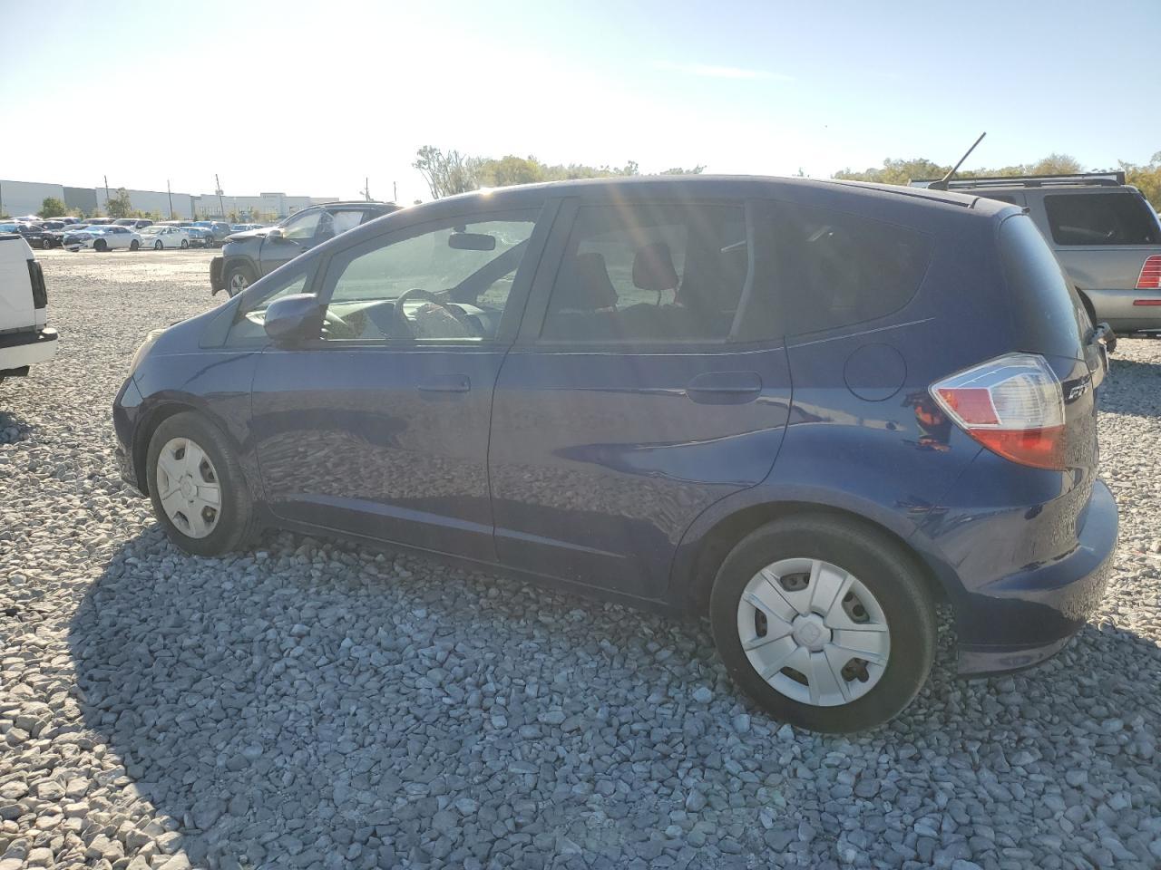 2013 HONDA FIT - Фото 2