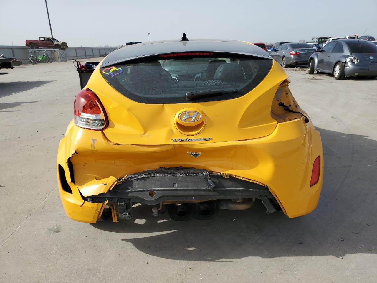 2013 HYUNDAI VELOSTER - Фото 6