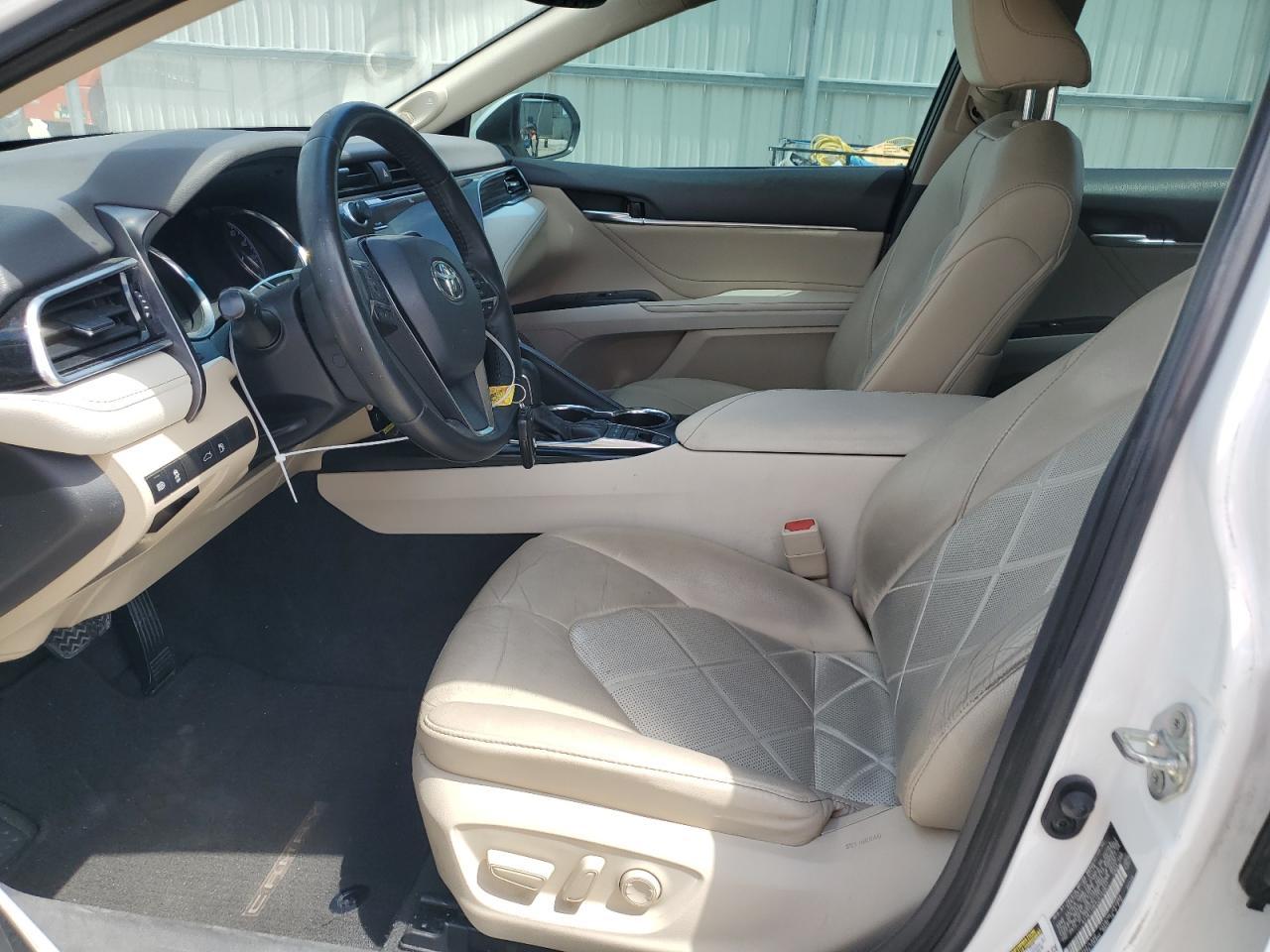 2018 TOYOTA CAMRY L - Фото 7