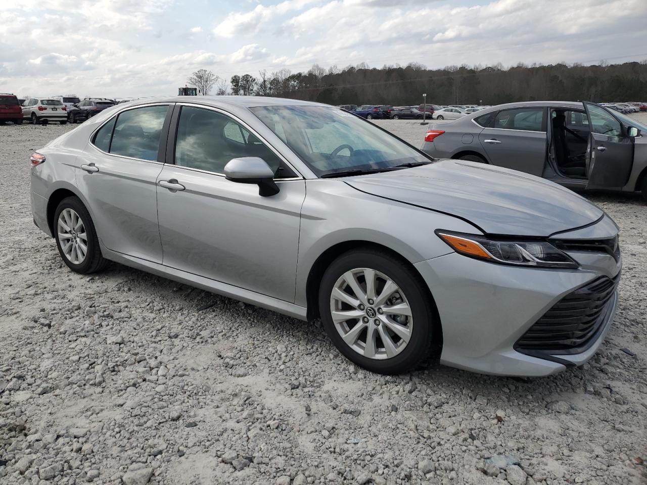 2019 TOYOTA CAMRY L - Image 4