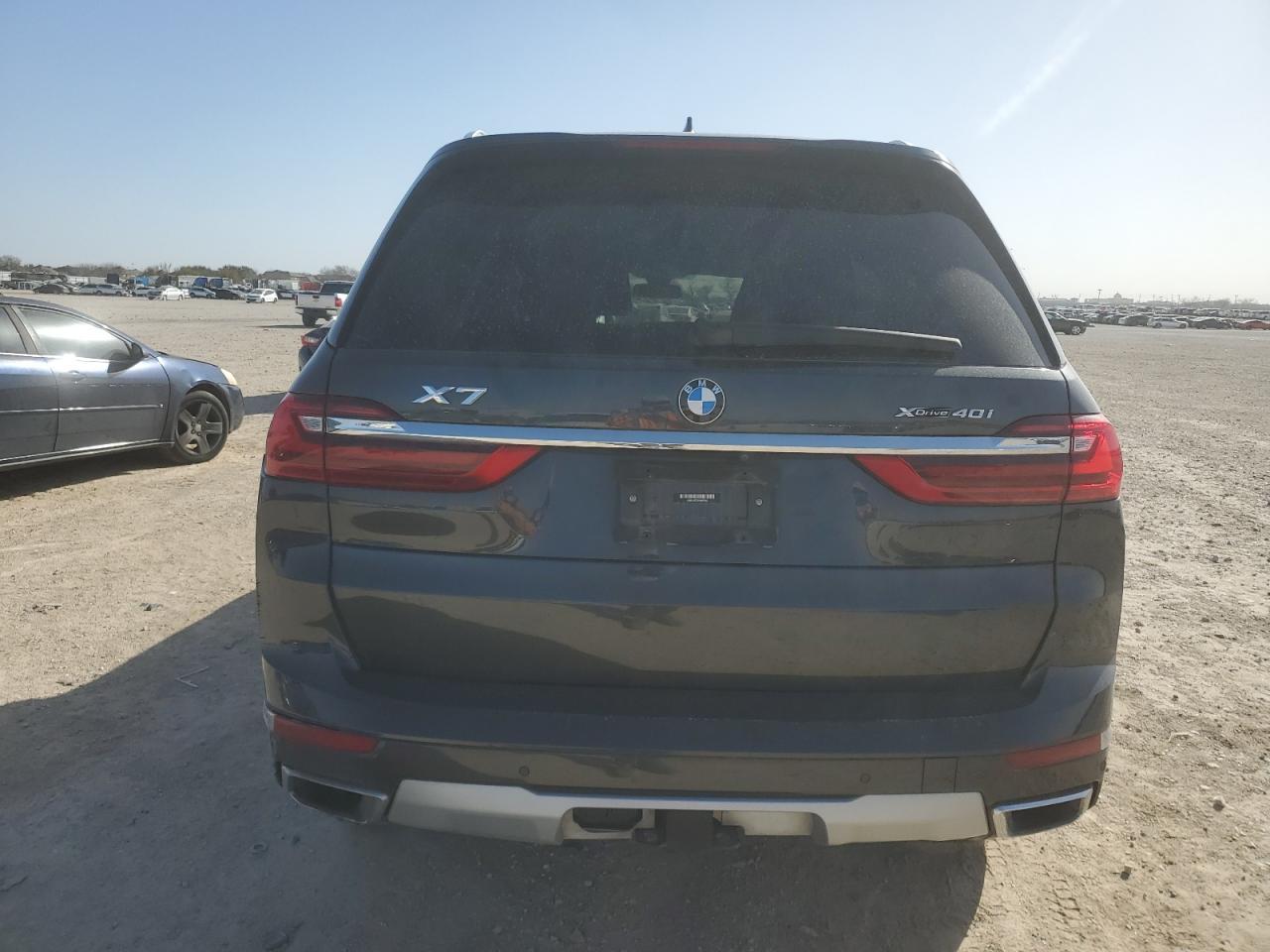 2022 BMW X7 XDRIVE4 - Фото 6