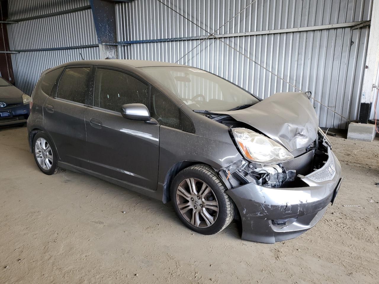 2011 HONDA FIT SPORT - Image 4