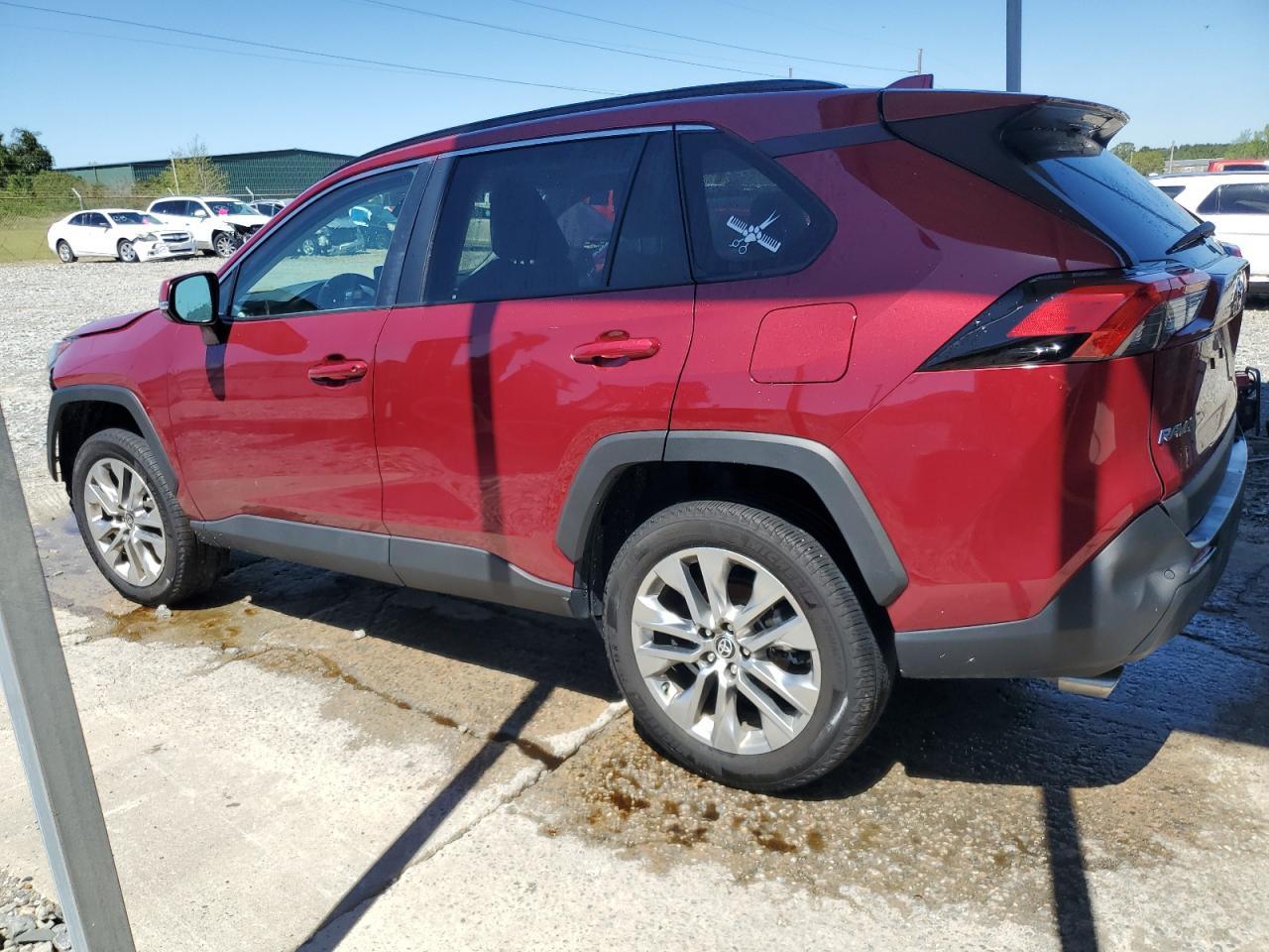 2024 TOYOTA RAV4 XLE P - Фото 2