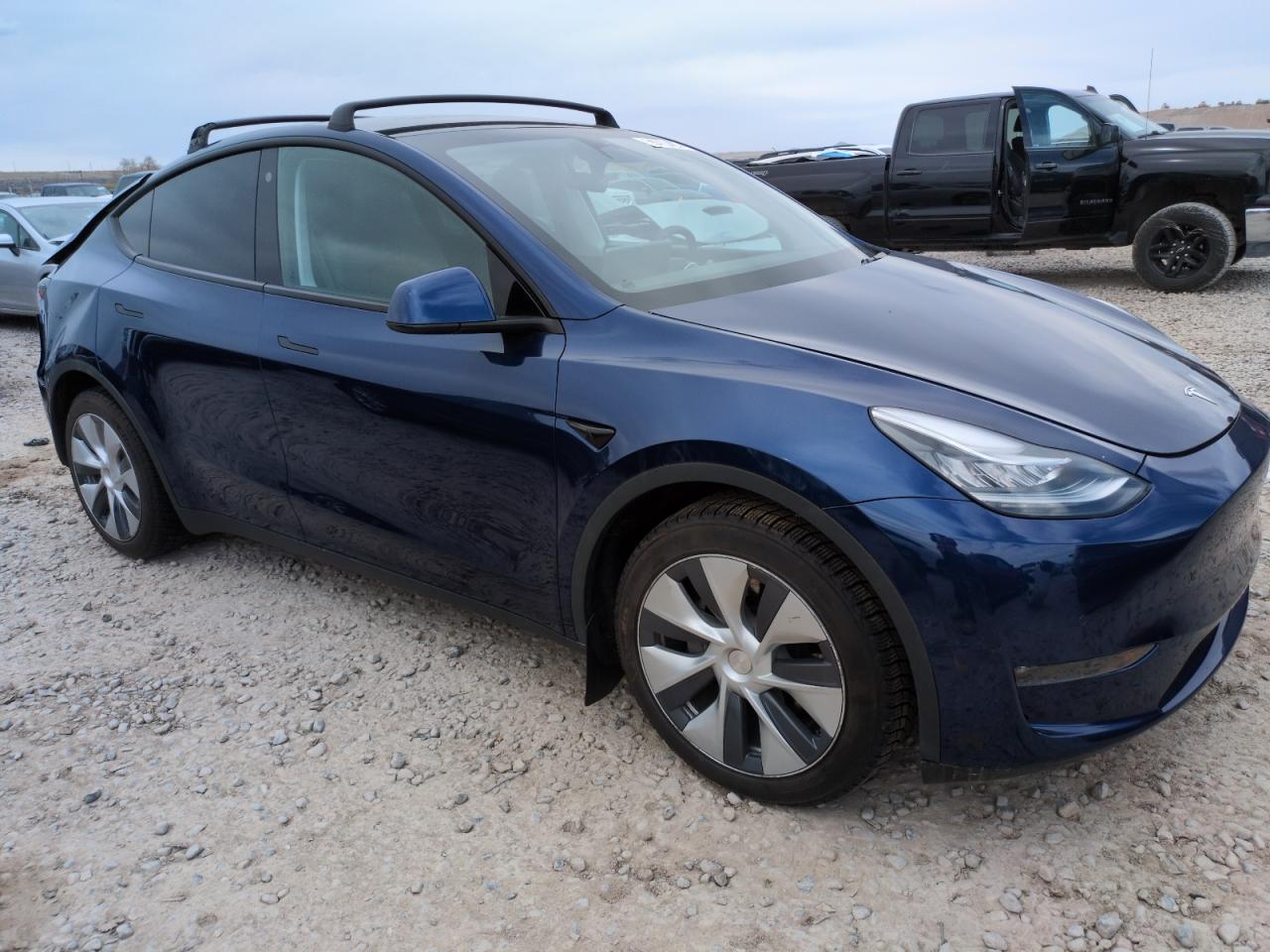 2022 TESLA MODEL Y - Фото 4