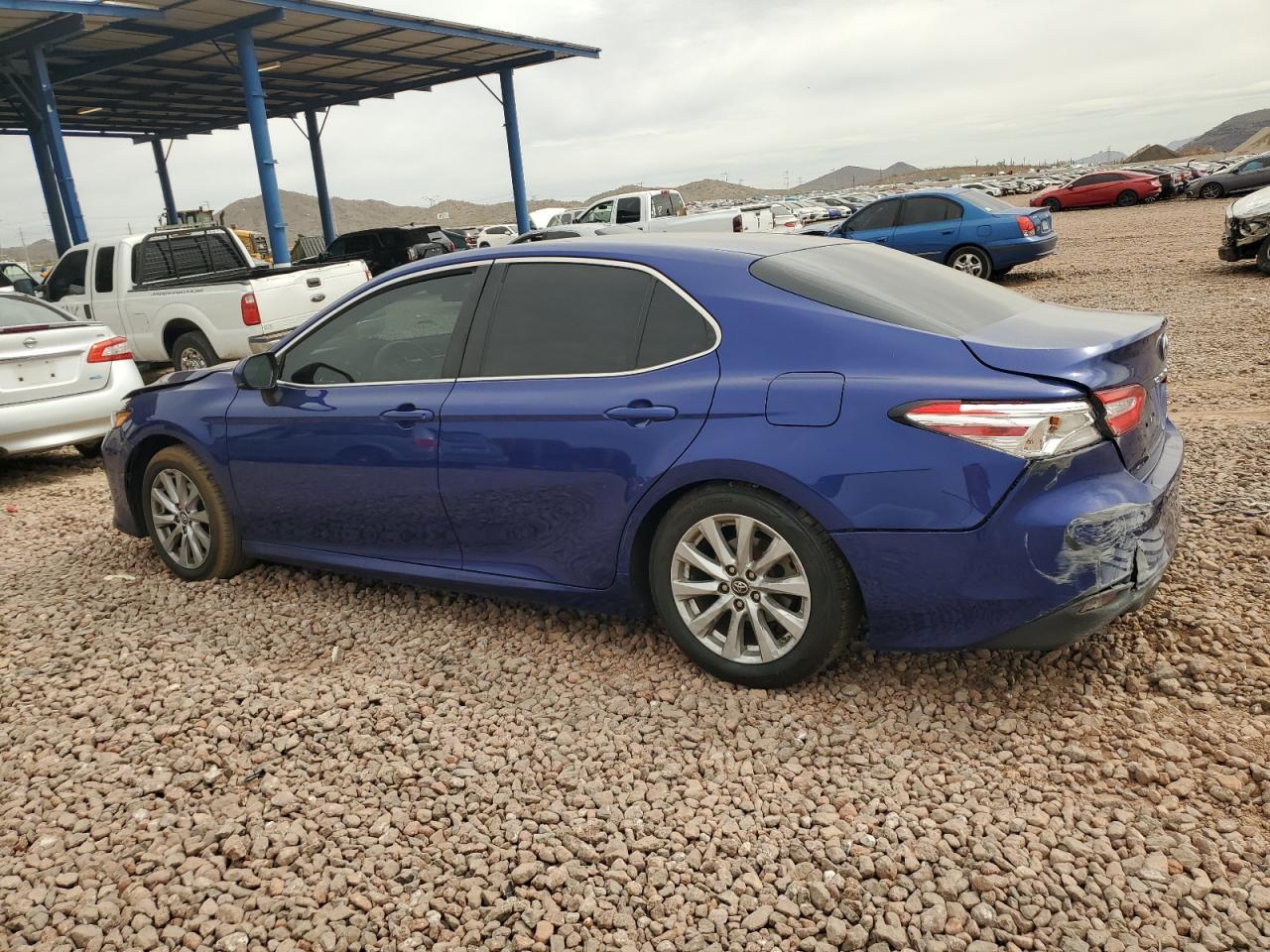 2018 TOYOTA CAMRY L - Фото 2