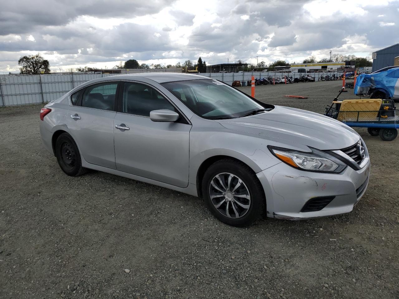 2016 NISSAN ALTIMA 2.5 - Фото 4