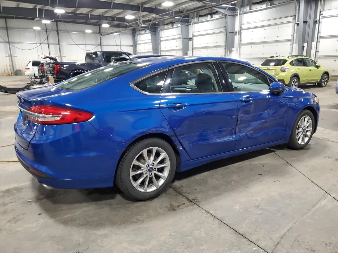 2017 FORD FUSION SE - Фото 3
