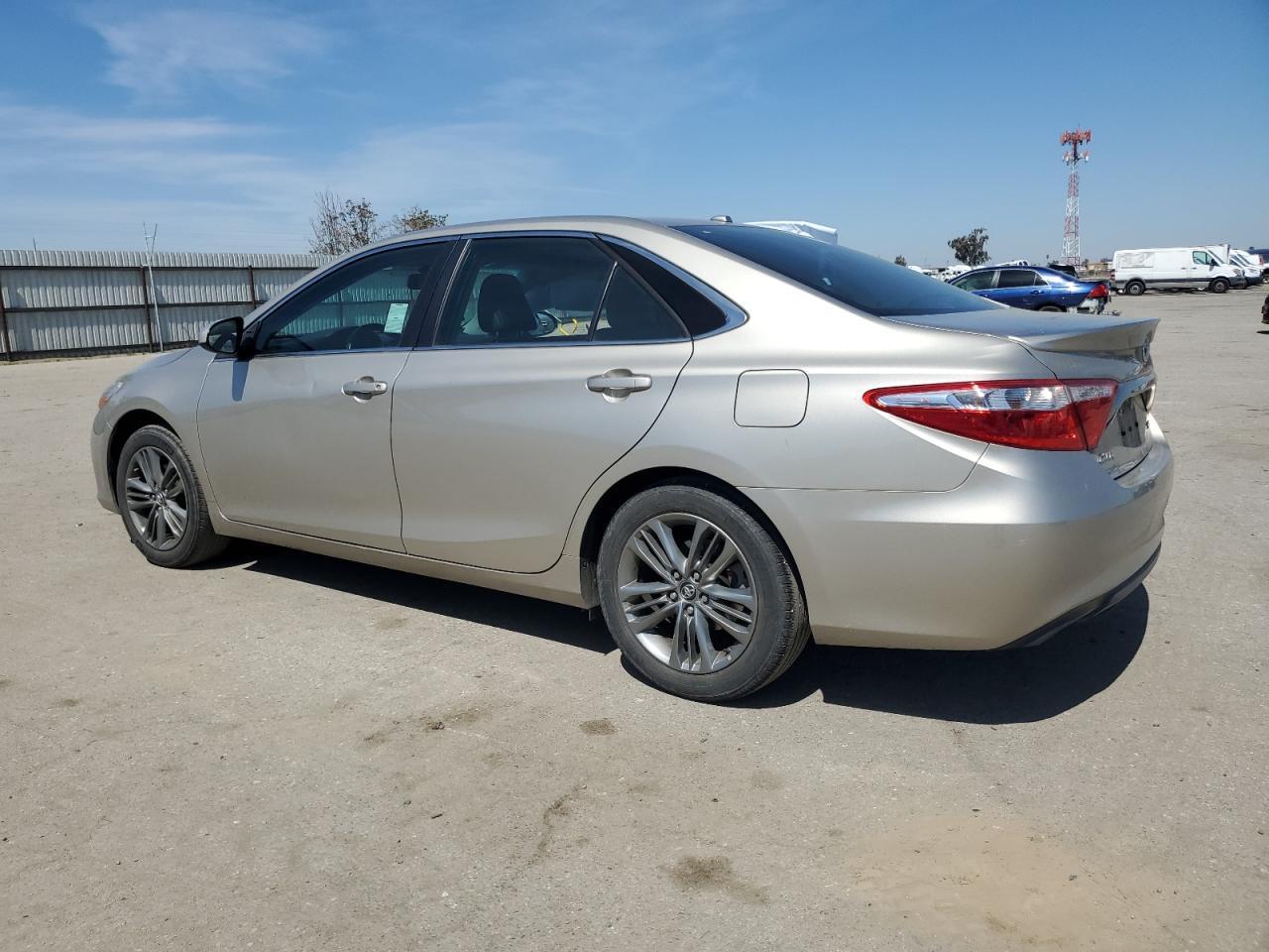 2017 TOYOTA CAMRY LE - Image 2