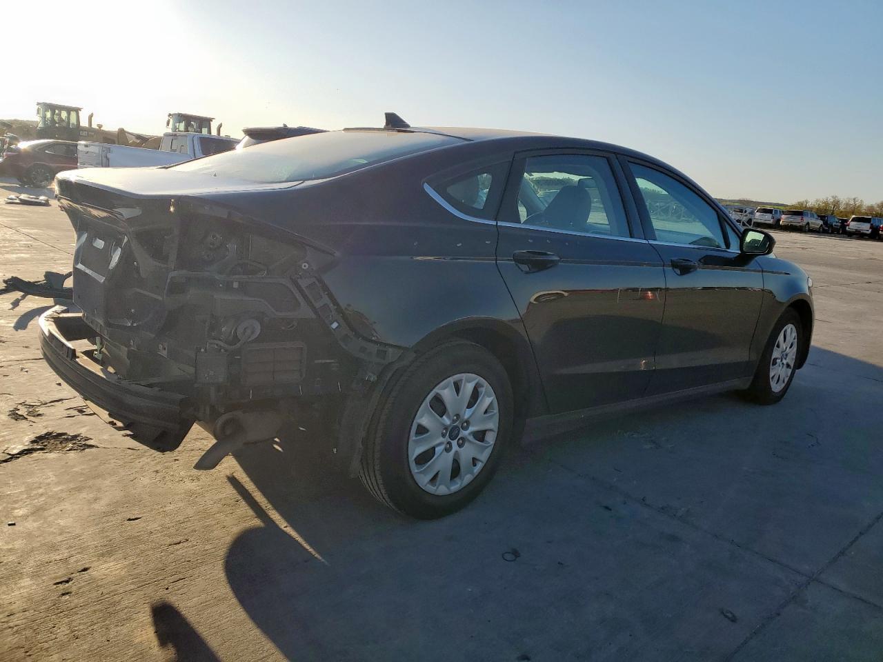 2020 FORD FUSION S - Image 3