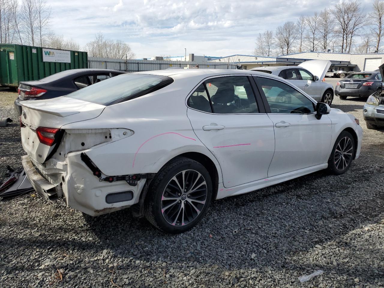 2018 TOYOTA CAMRY L - Фото 3
