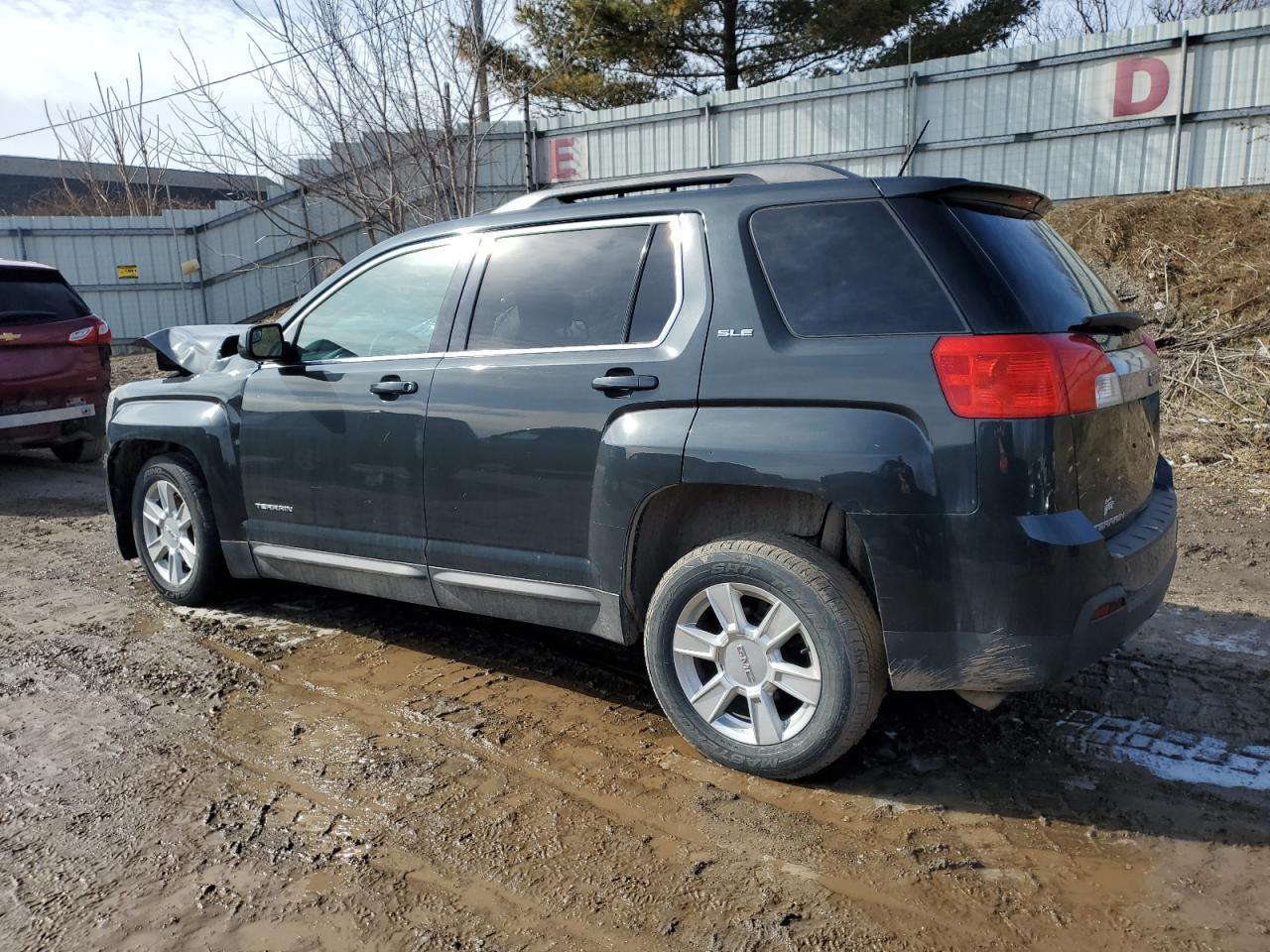 2013 GMC TERRAIN SL - Фото 2