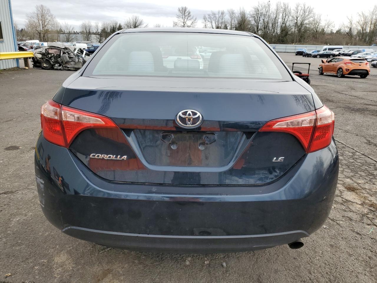 2019 TOYOTA COROLLA L - Фото 6