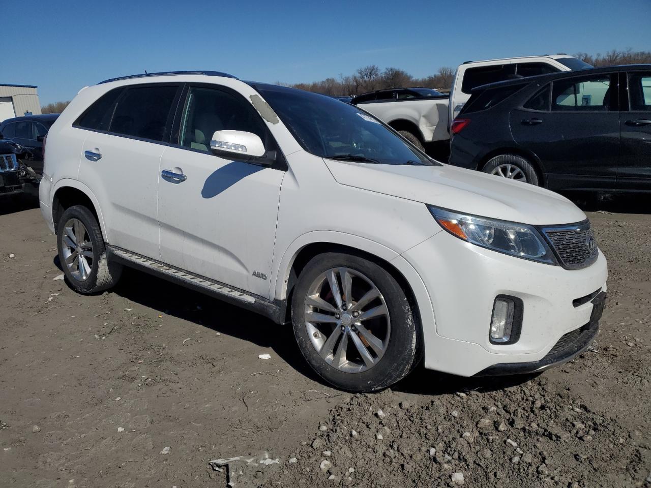 2015 KIA SORENTO SX - Image 4