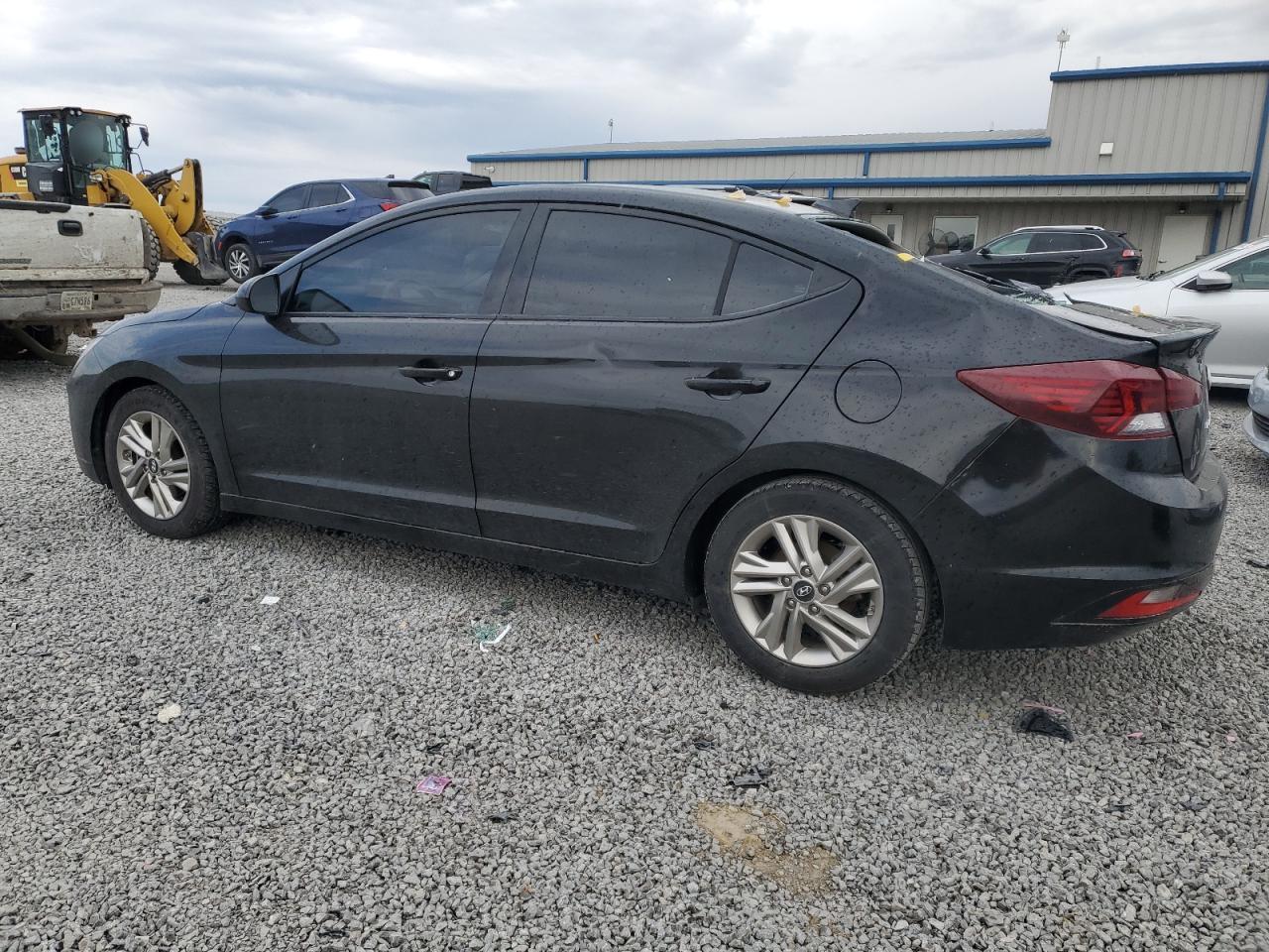 2019 HYUNDAI ELANTRA SE - Фото 2