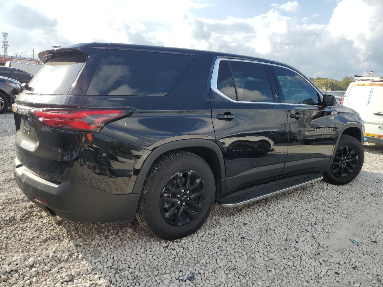 2023 CHEVROLET TRAVERSE L - Image 3