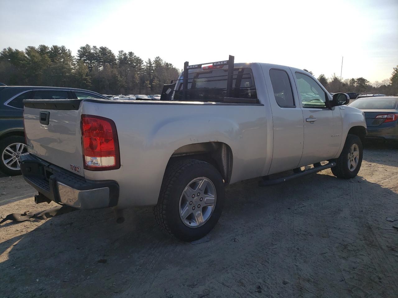 2011 GMC SIERRA K15 - Фото 3