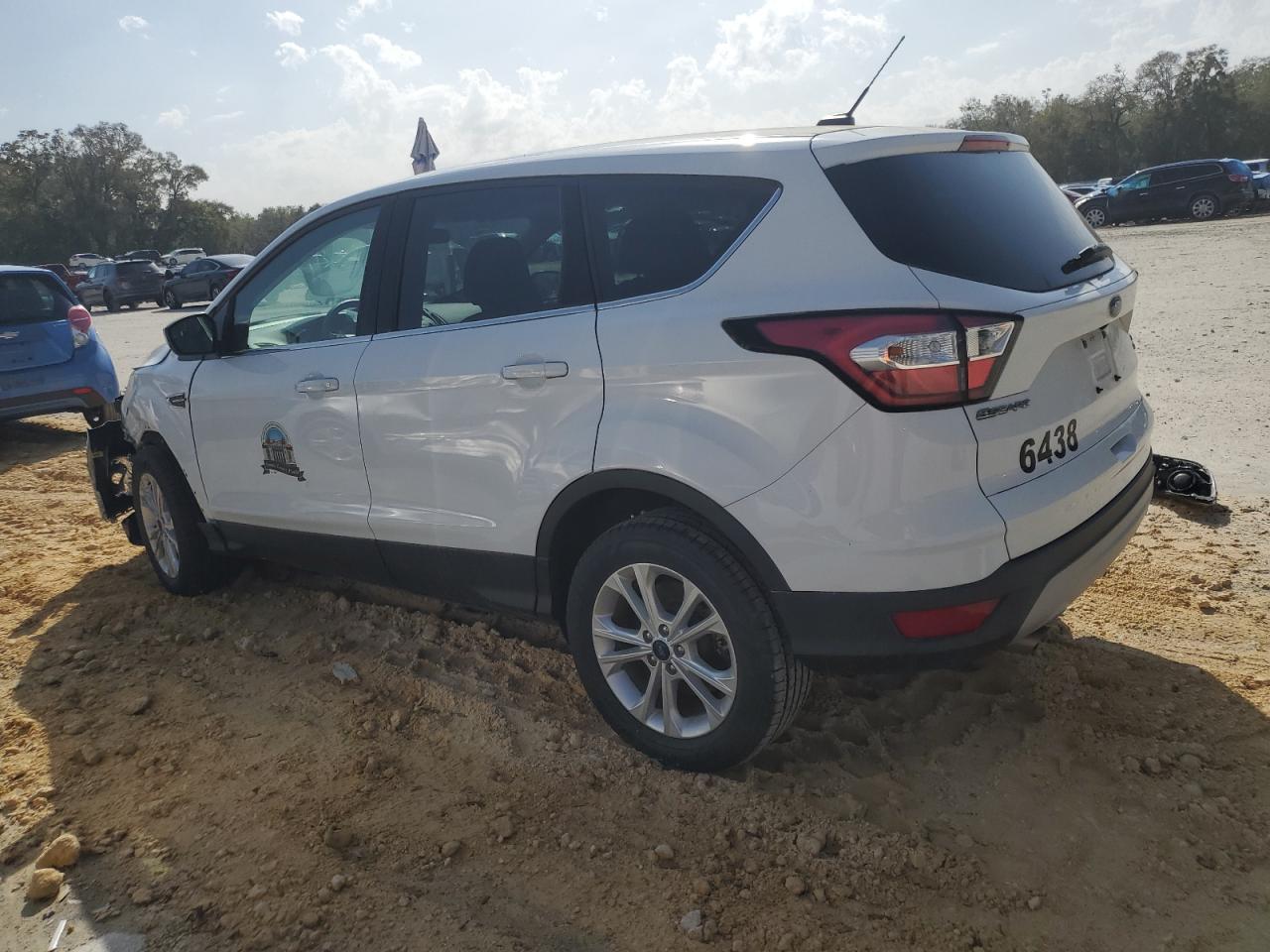 2017 FORD ESCAPE SE - Фото 2