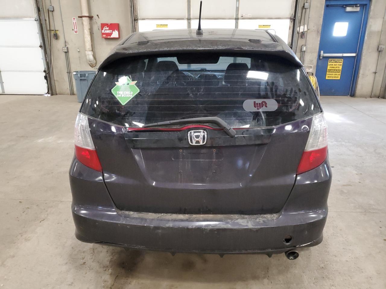 2013 HONDA FIT SPORT - Фото 6