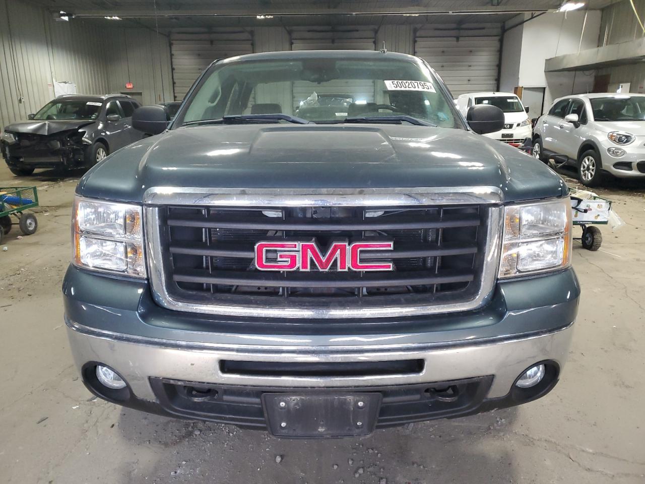 2011 GMC SIERRA K15 - Image 5