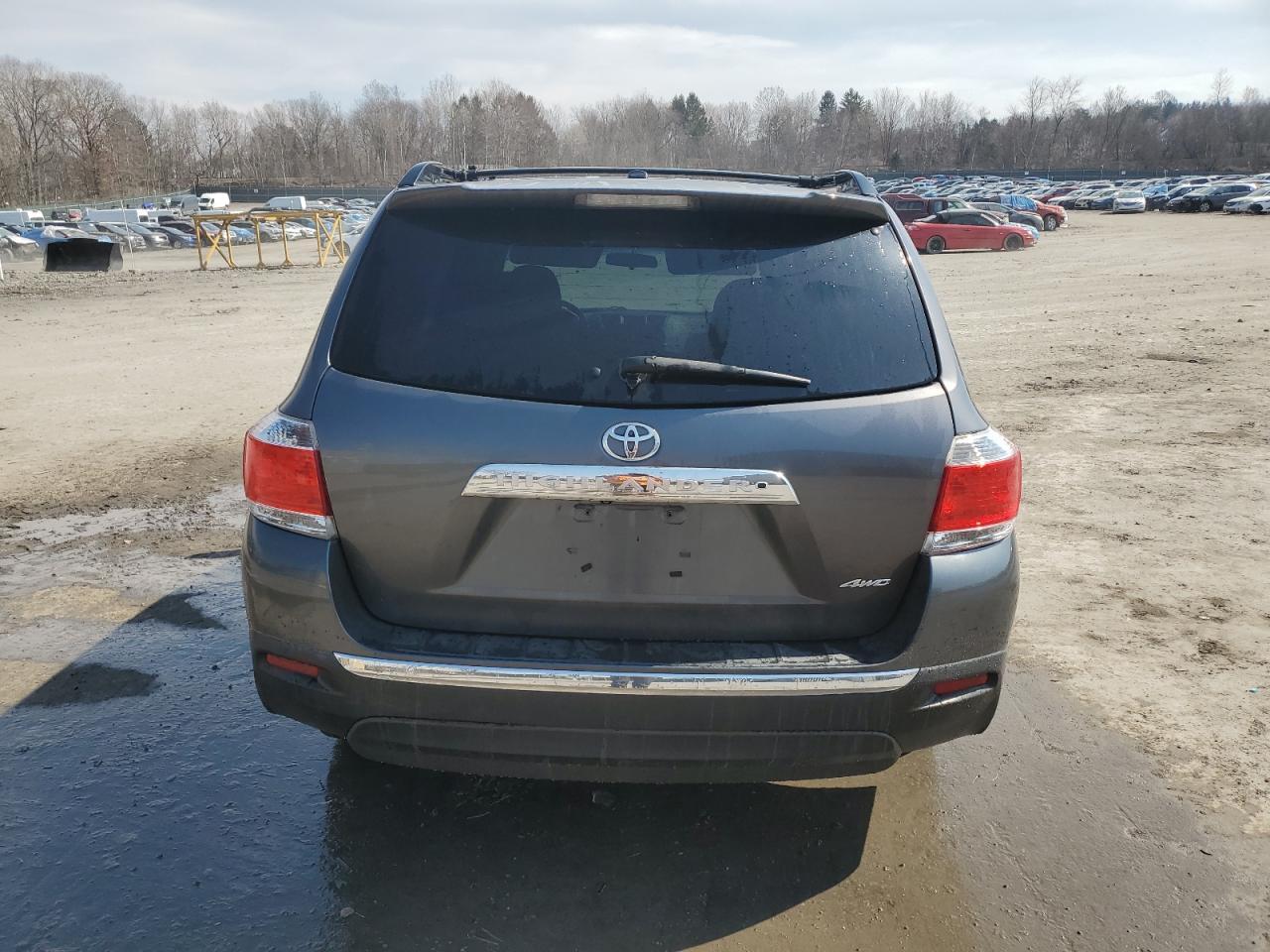 2012 TOYOTA HIGHLANDER - Image 6