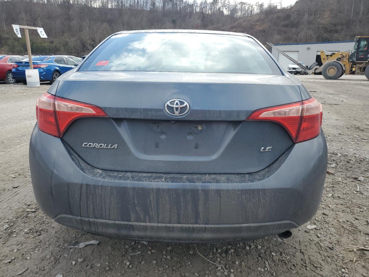 2018 TOYOTA COROLLA L - Image 6