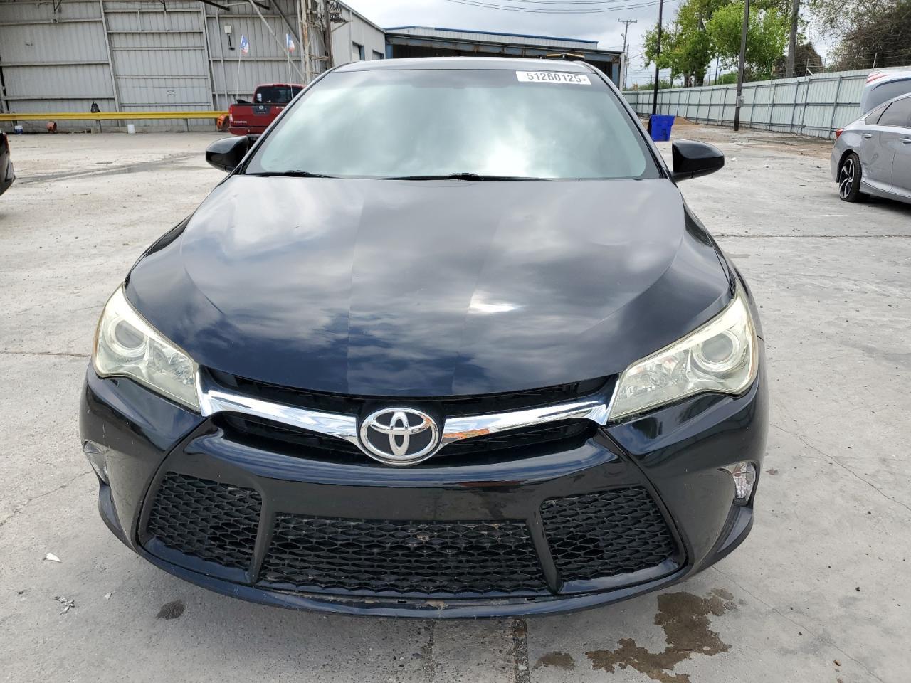 2017 TOYOTA CAMRY LE - Image 5
