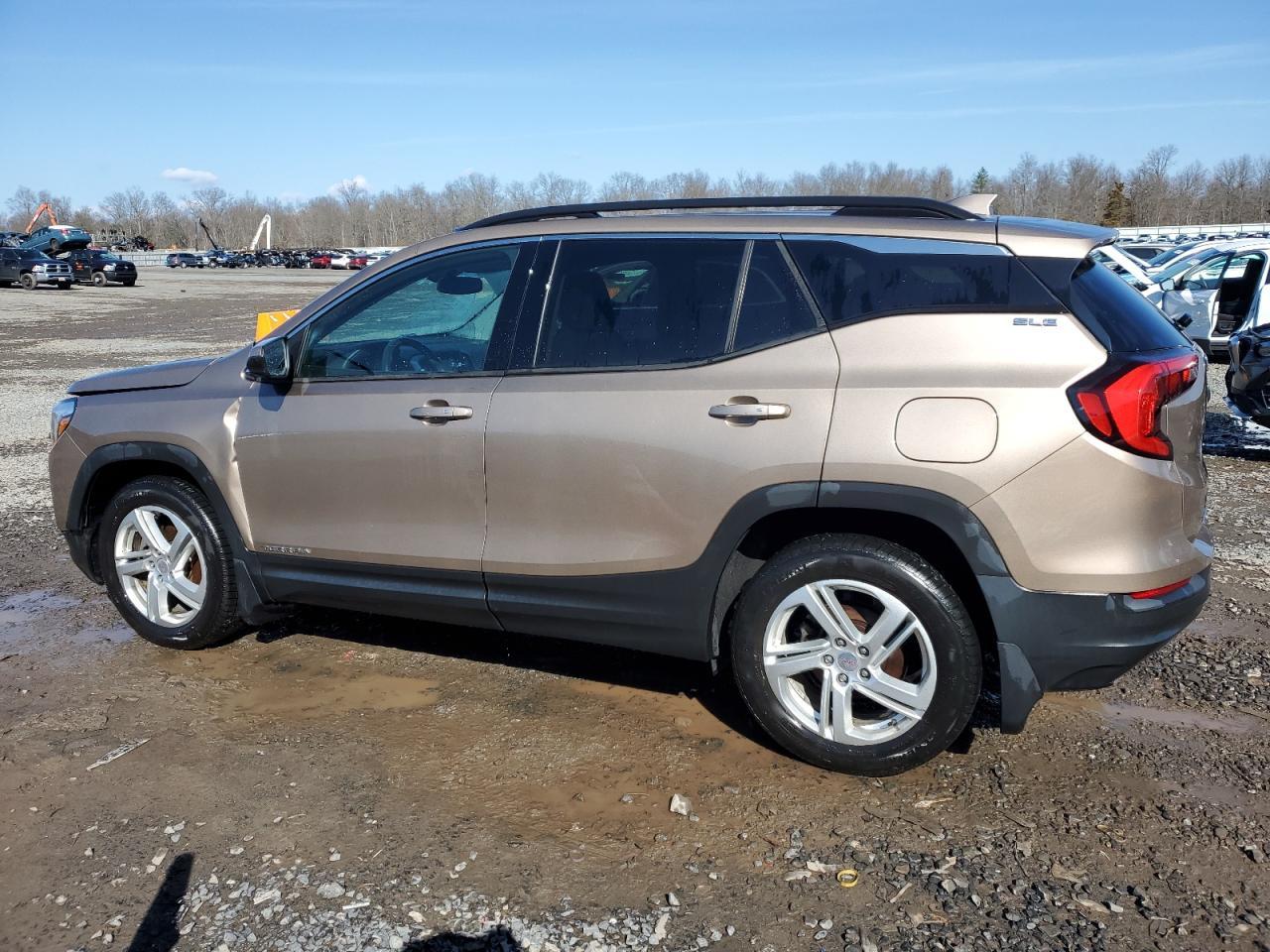 2018 GMC TERRAIN SL - Фото 2