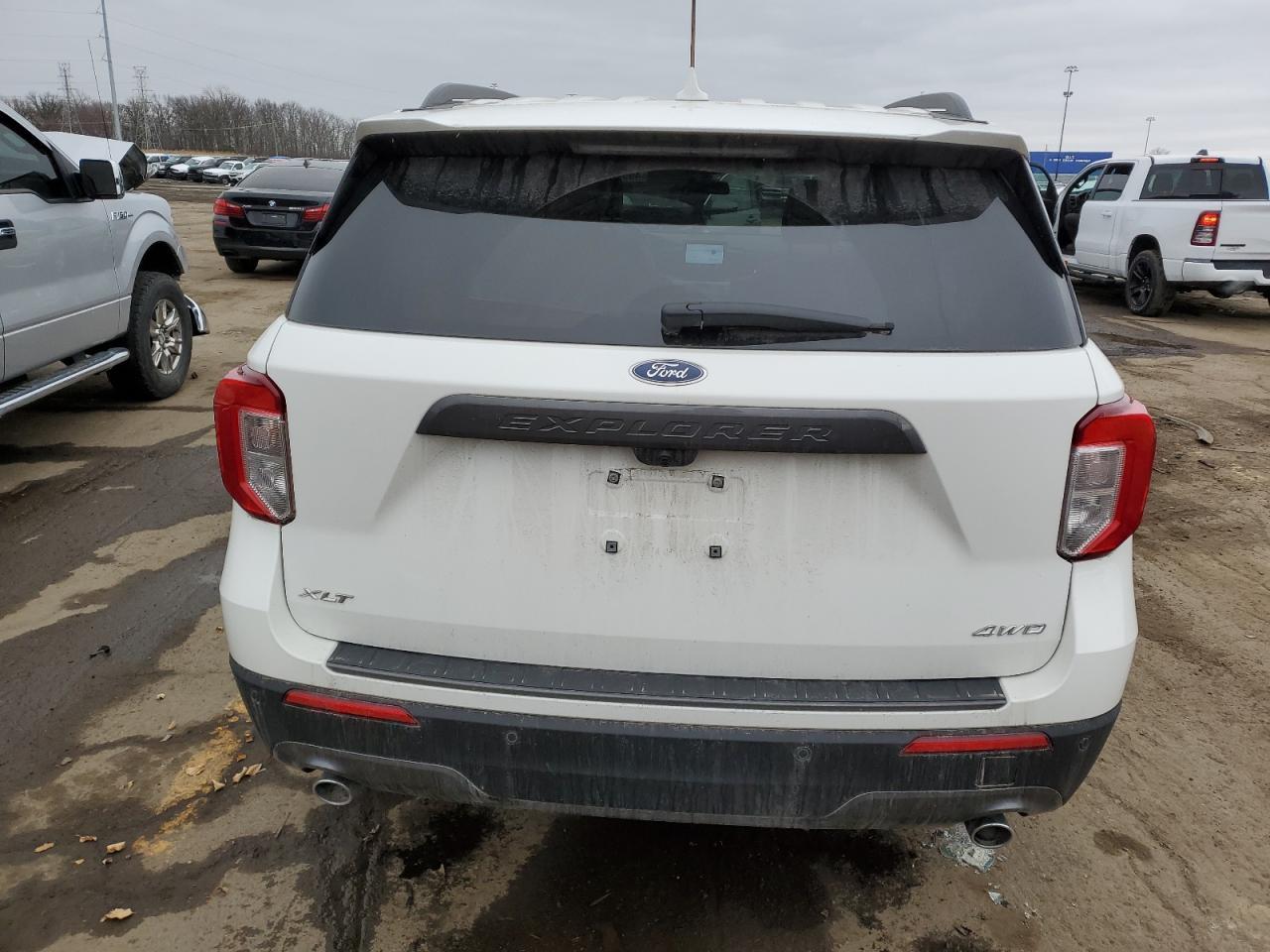 2022 FORD EXPLORER X - Image 6