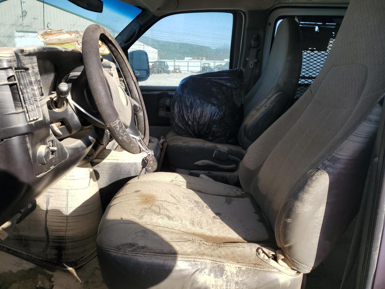 2010 CHEVROLET EXPRESS G1 - Image 7