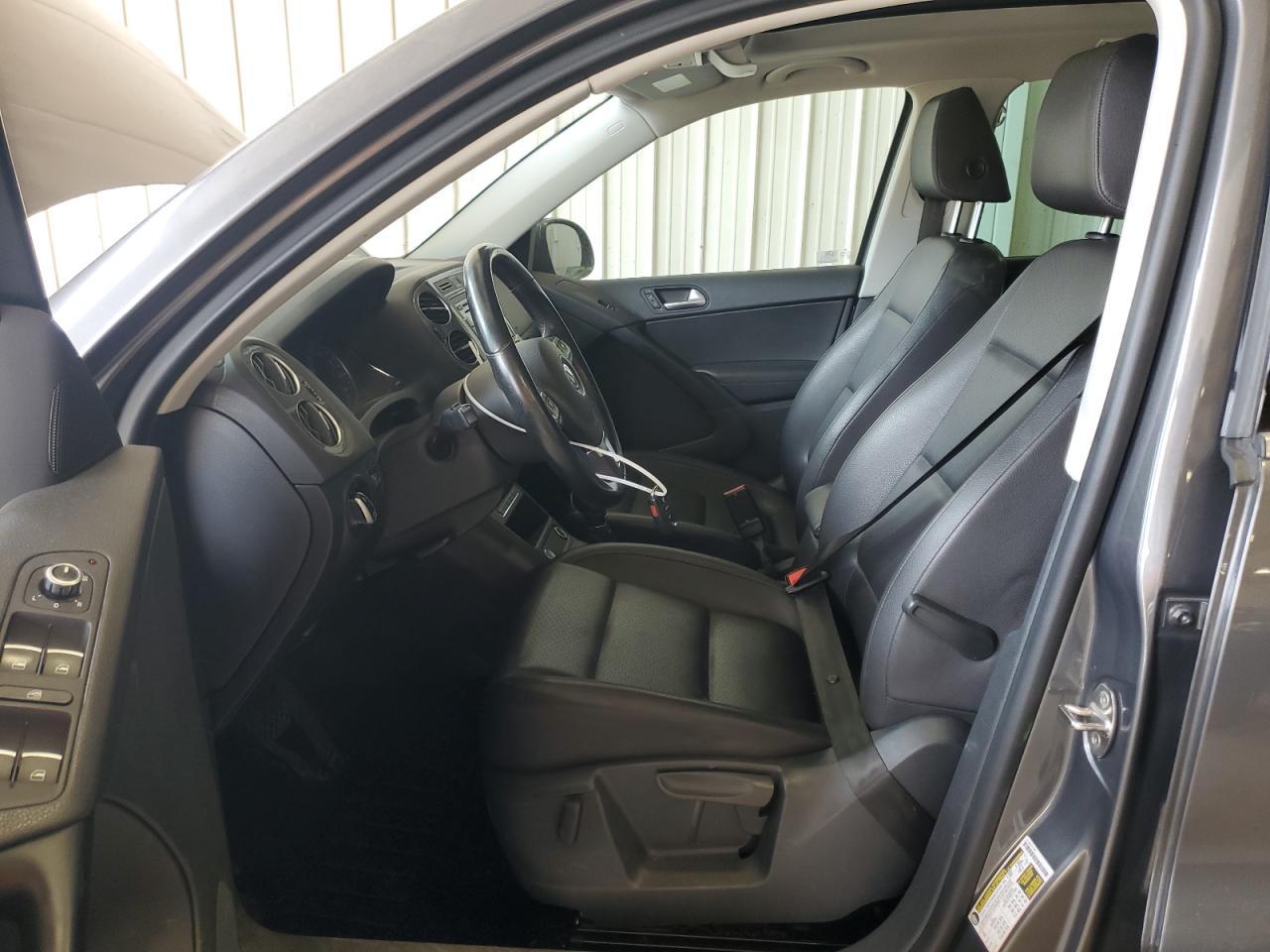 2015 VOLKSWAGEN TIGUAN S - Фото 7